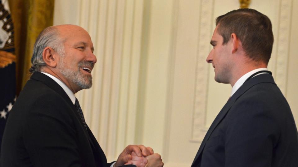 Senatör Warren, Ticaret Bakanı Lutnick’i aileye verilen Tether kredisi konusunda sorguladı