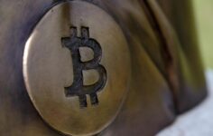 Satoshi dahil 6,9 milyon BTC’yi tüketebilecek Bitcoin’in kuantum tehdidini önlemesi için zaman işliyor