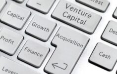 Yapay zeka giderek daha fazla risk sermayesi finansmanını tüketiyor ve işte kripto firmaları bu duruma nasıl uyum sağlıyor?