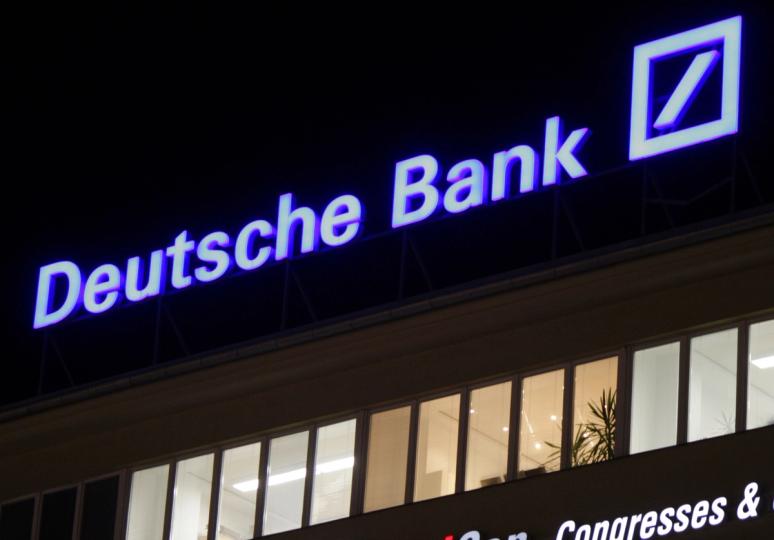 Deutsche Bank, ABD’de kripto paraların benimsenmesinde toparlanma olduğunu, Bitcoin’in hâlâ hakim olduğunu söylüyor