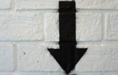 RaveDAO’nun RAVE tokeni, borsa araştırmaları genişledikçe bir günde %90 çöktü