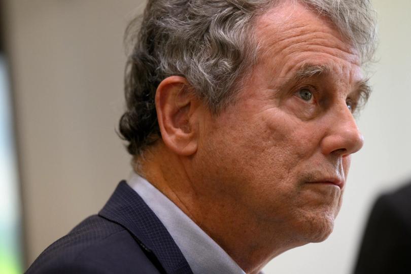 Solana Politika Enstitüsü destekli PAC, Sherrod Brown’un Senato yarışını engellemek için milyonlar harcıyor
