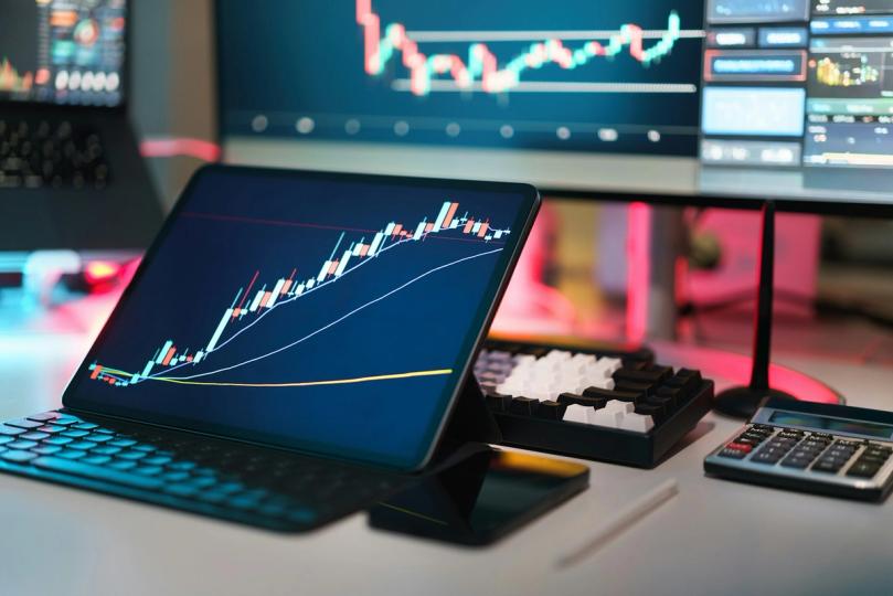 Senato’nun Clarity Act getiri engelini aşmasıyla Bitcoin 78.000 doların üzerinde, S&P 500 yeni rekor kırdı