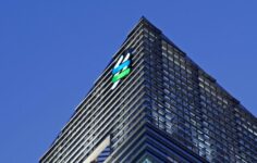 Standard Chartered, GSR’deki 1 milyar dolarlık değerleme hissesiyle kripto sektörüne daha da genişliyor