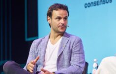 Robinhood’dan Johan Kerbrart, ABD hisse senetlerine yurt dışından talebin arttığını söylüyor
