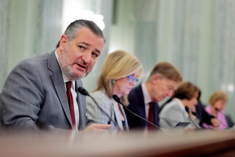 Tahmin piyasaları firmaları Senato’daki ticaret dalgalanmasını inceleyen duruşmada kızıştı