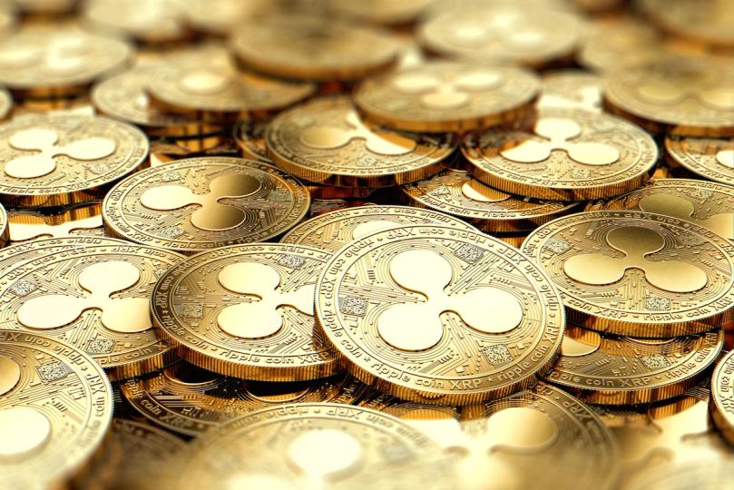 XRP ETF’leri cüzdan artışının ortasında giriş çekiyor. Bitcoin ve Ethereum fonları mücadele ediyor.