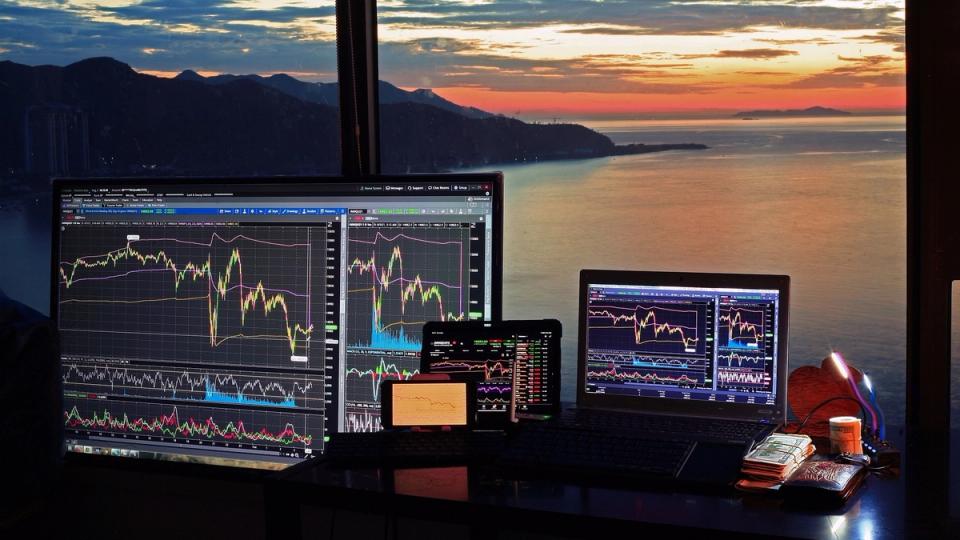 Bitcoin yatırımcıları spot ETF’lerden bir günde 635 milyon dolar çekti. İşte fiyat açısından ne anlama geliyor