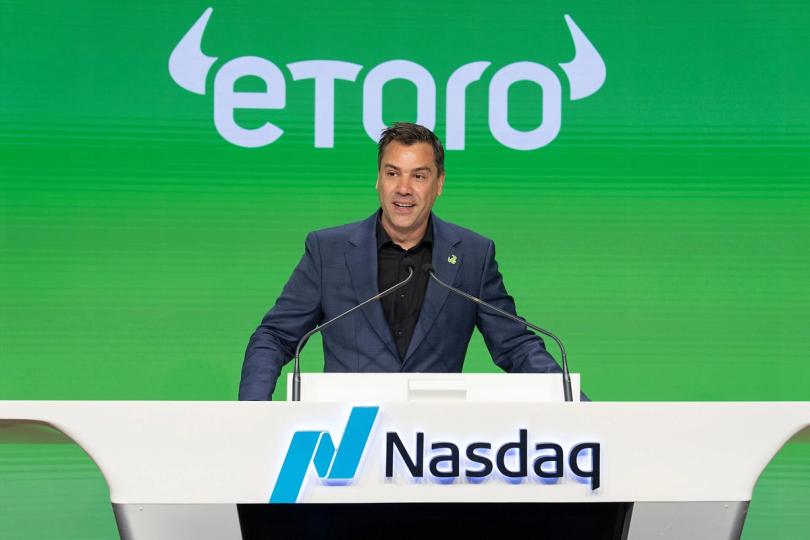 EToro, ilk çeyrekte düşen aktiviteye rağmen kriptoya olan bağlılığını yineledi