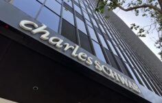 Charles Schwab, perakende müşteriler için ABD’de spot kripto ticaretini sunmaya başladı