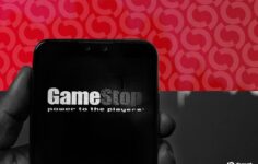 ‘Büyük Açık’ Yatırımcı Michael Burry, eBay Teklifinden Sonra GameStop’tan Çıktı
