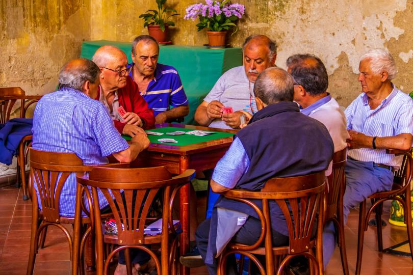Bitcoin’in ‘OG’ yatırımcıları piyasa için yükseliş işareti olarak satışları yavaşlattı