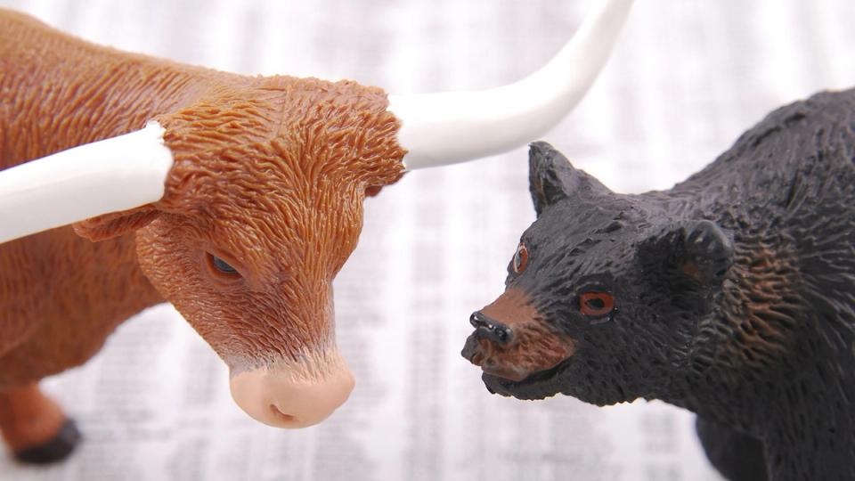 Risk varlıklarının satılması ve haftanın yükselişinin azalmasıyla Bitcoin 63.000 doların altına düştü