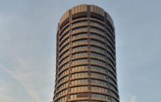 BIS, stabilcoinlerin gerçek paradan çok ETF’lere benzediği ve döviz riski yarattığı konusunda uyardı