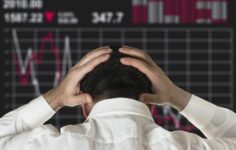 Kripto ilk yarıyı kırmızıyla bitirirken, Bitcoin’in tesellisi stratejiyi yenmesi