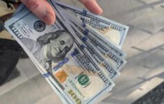 Fiyat tablolarını unutun. Para yazıcısına göre ayarlandığında Bitcoin ve S&P 500 şöyle görünüyor