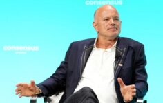 Galaxy, yeni DeFi kasalarıyla kurumsal stablecoin getirisini hedefliyor