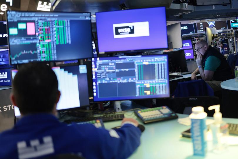 Canlı güncellemeler: Momentum hisseleri çeyreğe girerken düşüş yaşarken Bitcoin 61.000 doların üzerinde tutunuyor