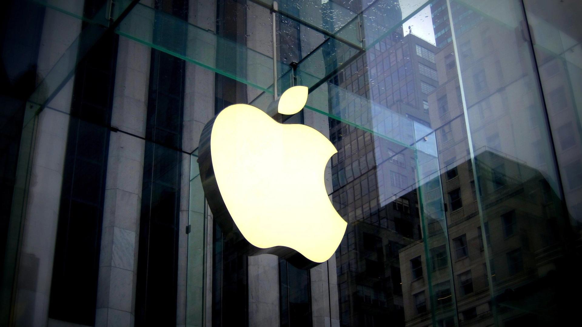 Davaya göre Apple, 875.000 dolarlık hırsızlık raporunun ardından sahte bitcoin cüzdanını App Store’da tuttu