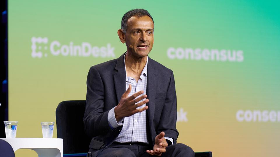 SEC kavgasının sona ermesiyle Coinbase’in en üst düzey hukuk yöneticisi Grewal görevine devam etti ve diğerleri yeniden atandı