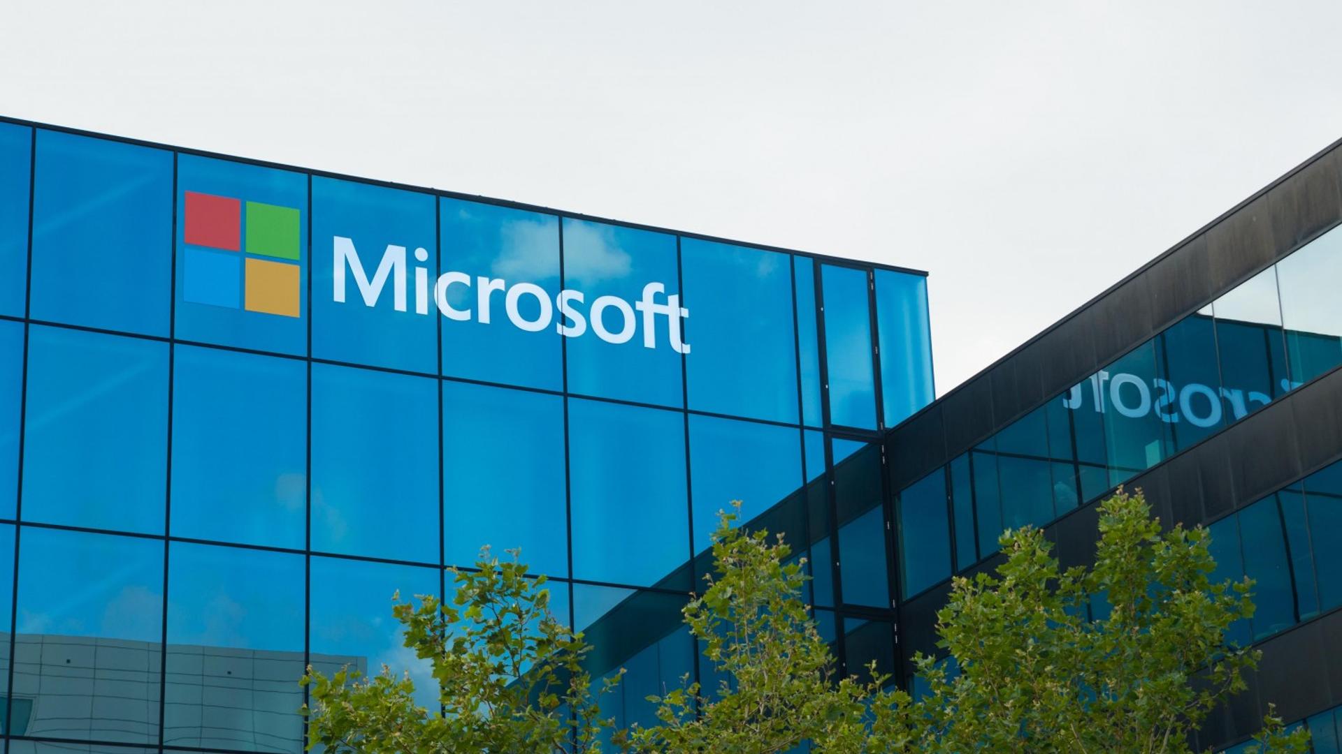 Canlı güncellemeler: Microsoft’un yapay zeka getirisi hisse senetlerini yükseltirken Bitcoin 64.000 dolara yakın tutundu