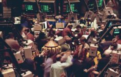 Kripto, Wall Street yatırımcılarının hafta sonlarını nasıl geçirdiğini yeniden yazıyor