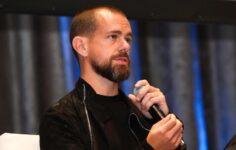Hindistan, Jack Dorsey’in bitcoin bağlantılı mesajlaşma uygulaması Bitchat’in kaldırılmasını emretti