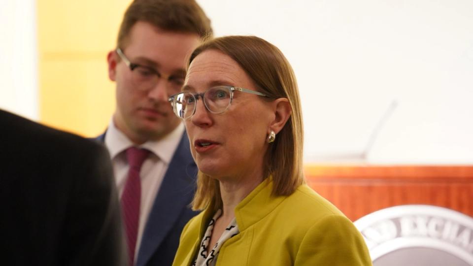 SEC’den Peirce, bazı DeFi kasaları konusunda uyardı: zincir içi krediler menkul kıymet yasaları kapsamına girebilir
