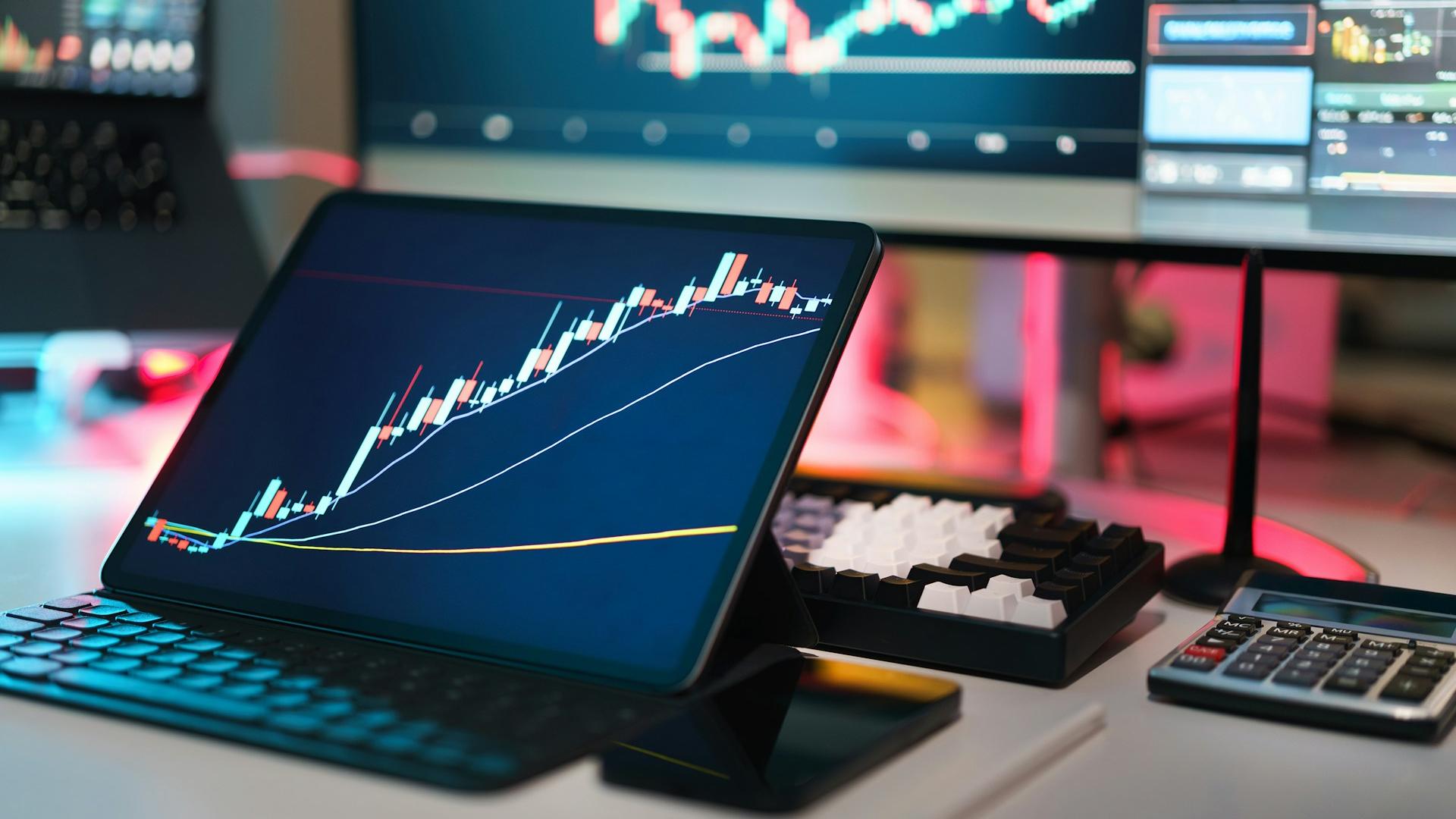 XRP yatırımcıları, fiyatın 1 dolara düşmesi ve düşüş yönündeki konuşmaların artmasıyla toparlanma beklentisi içinde