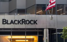 BlackRock, Avrupa’da 311 milyar dolarlık para piyasası fonuna tokenize erişimi başlattı