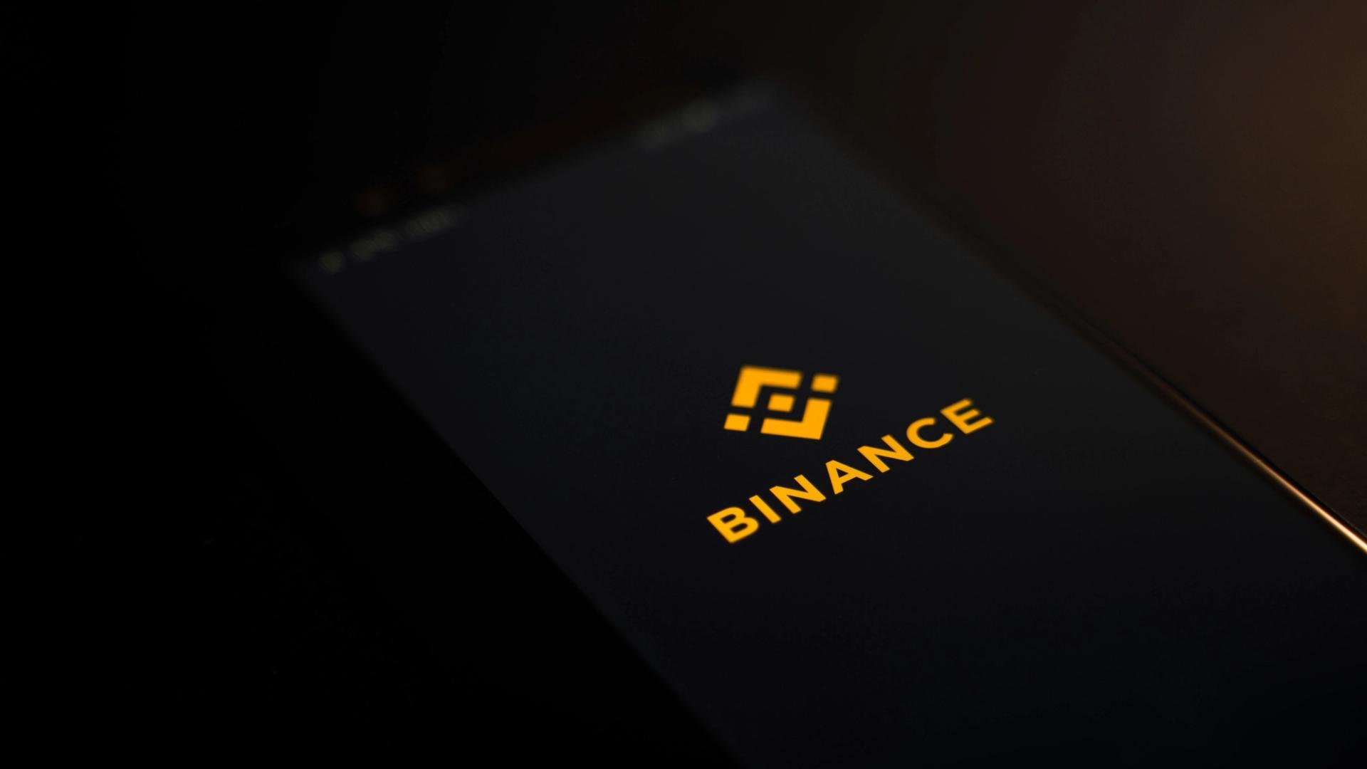 Binance, Ukraynalı bir bağışçının tutuklanmasına yol açan kullanıcı verilerini Rusya’ya verdi