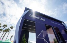 Grayscale, Cardano, Polkadot ve Hedera ETF planlarını sessizce iptal ediyor