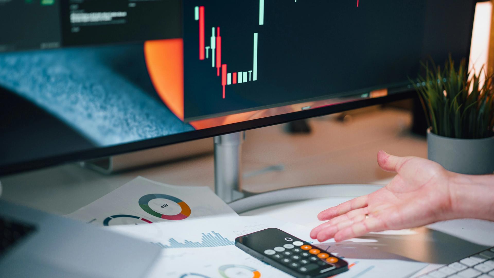 ETF’ler yatırımcı parası çekmeye devam etse de XRP kripto yükselişinde geride kalıyor