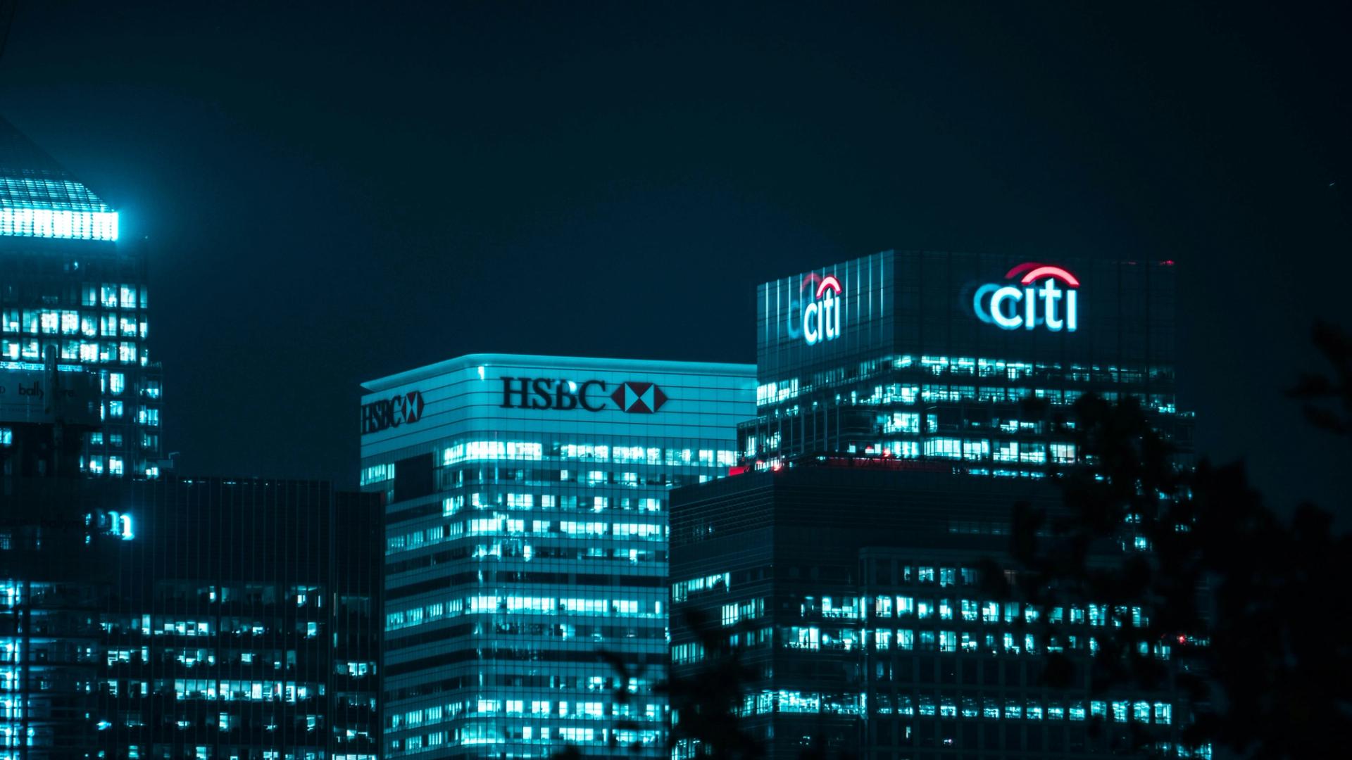 Bileşik 52 milyon dolarlık bahis, yeni liderlik ekibi kurumsal odaklanmaya geçiyor