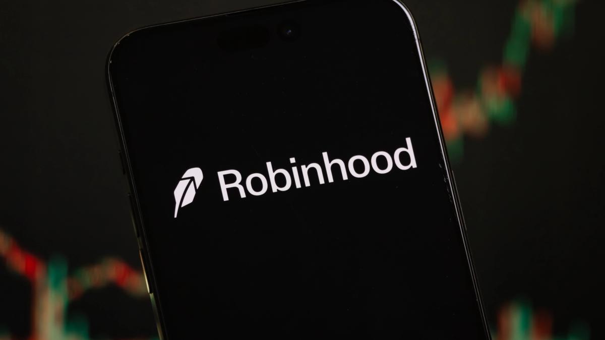 Robinhood sees surge in bitcoin, gold prediction markets as traders move beyond sports